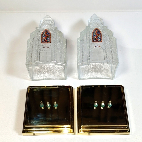 Two Vintage Avon Light Up Clear Pressed Art Glass of Church with Gold Base - Picture 6 of 16